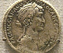 220px-Cleopatra_VII_tetradrachm_Syria_mint