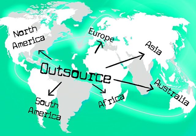 outsource-1345109_640 (2)